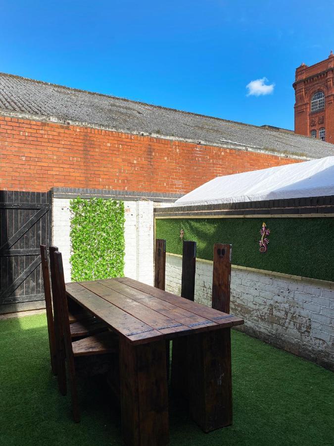 The Baltic Townhouses By Serviced Living Liverpool Exterior photo